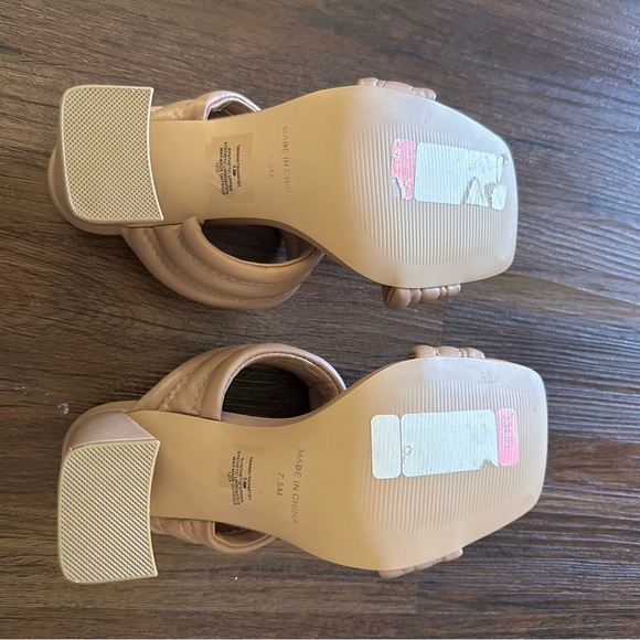 Steve Madden Tahani Nude Block Heel Size 7.5 - Picture 7 of 10